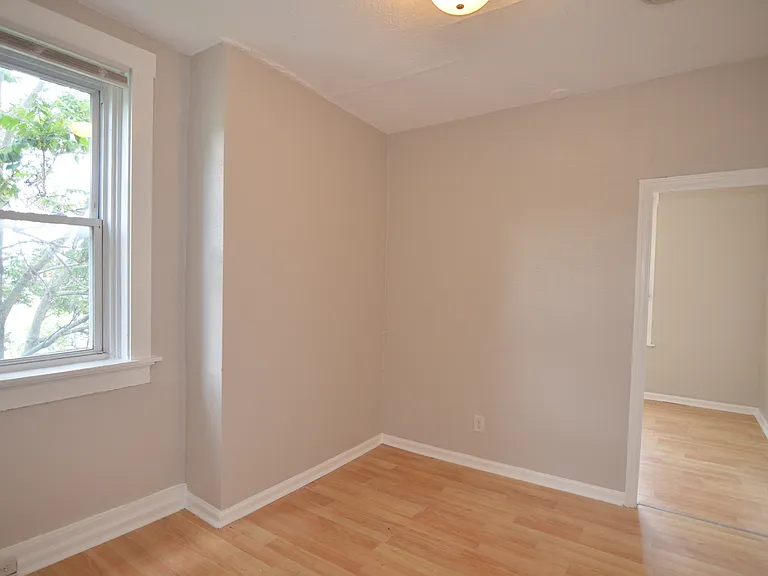 8914 Reading Rd #3 — Photo 7