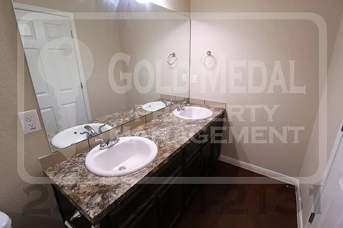 1809 Aztec Trce #A — Photo 15