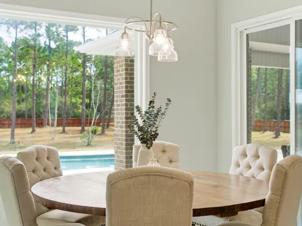 6735 E Bay Blvd, Navarre, FL 32566