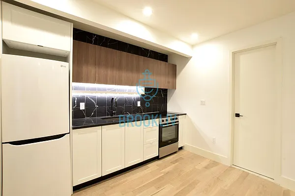 Rented by null | media 20