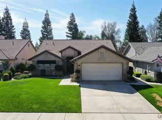 9919 Timeless Rose Ct, Bakersfield, CA 93311