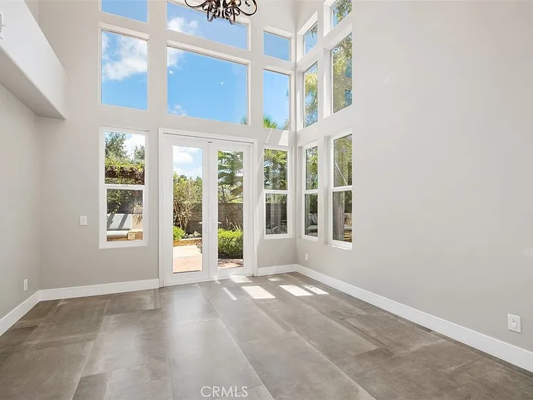 27510 Morro Dr — Photo 5