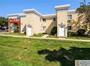 13 Lake Ave APT 2A, East Brunswick, NJ 08816
