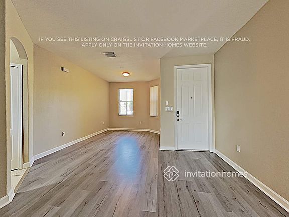 5th image of 11390 NW 83rd Way