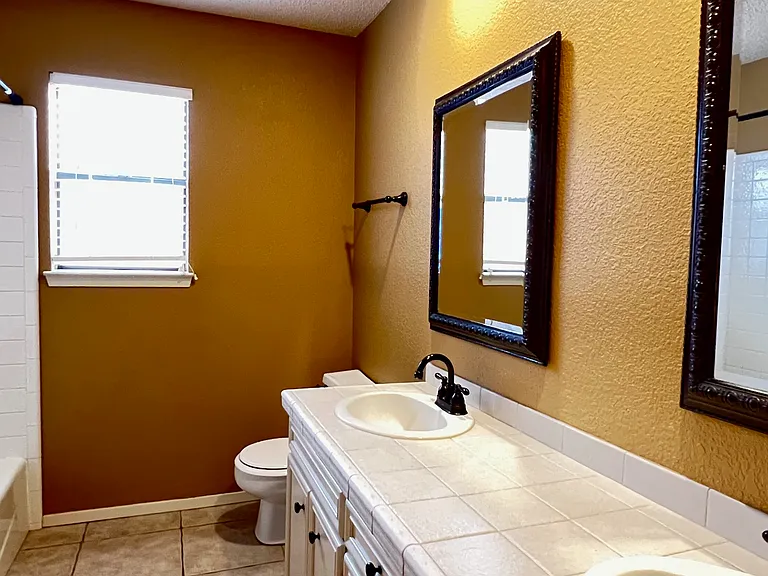4107 Angelina Dr — Photo 7