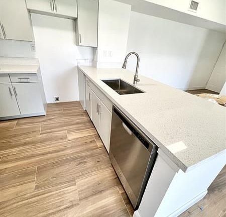 4th image of 2640 S University Dr APT 322