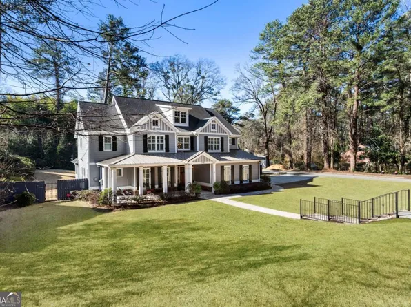 2190 Rugby Ave, College Park, GA 30337