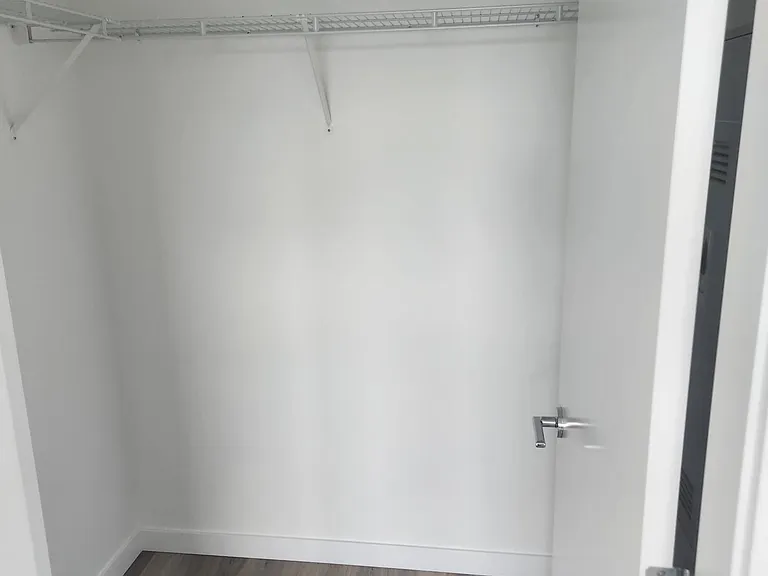 551 Emerson St — Photo 31