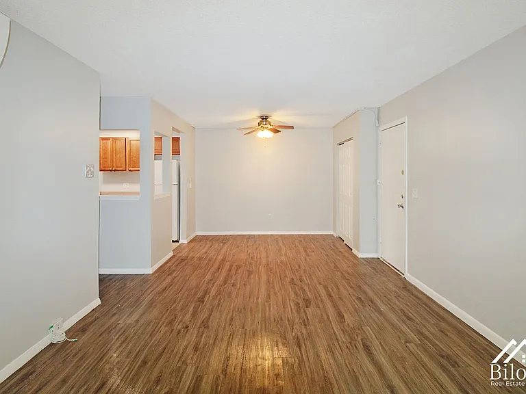 Northfield Manor Apartments — Photo 5