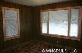 3rd image of 57 Zircon Ave