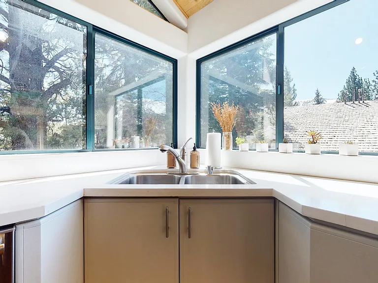 900 Majestic Pines Dr — Photo 22