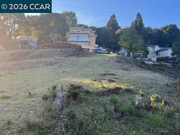 2nd image of 103 Barbara Rd