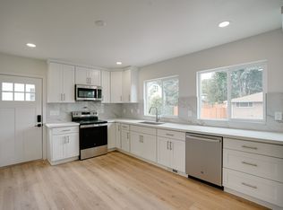 129 25th Ave, Seattle, WA 98122