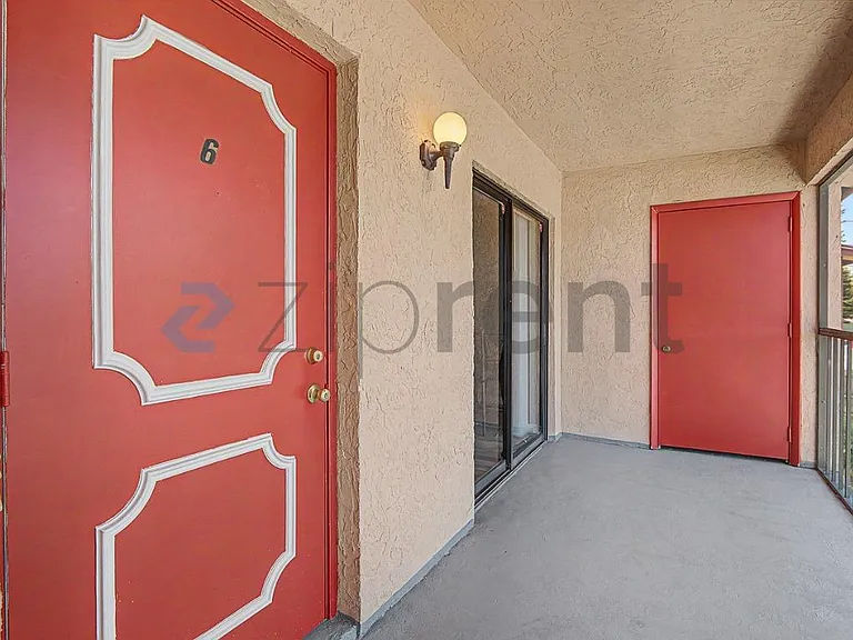 1409 Lake Ave #6 — Photo 4