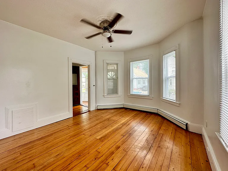 170 Alabama Ave — Photo 3