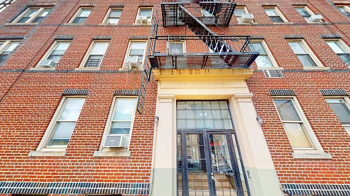 Rented by 9 Realty NYC | media 17