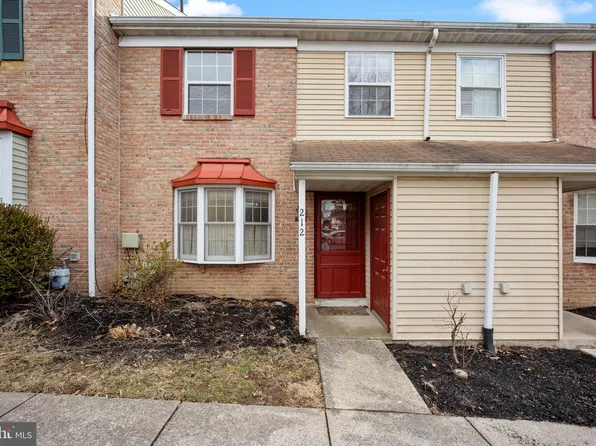 212 Brookwood Dr, Ambler, PA 19002