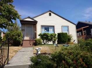 6010 46th Ave SW, Seattle, WA 98136