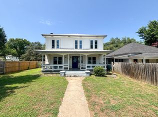 512 W Moore St, Henryetta, OK 74437