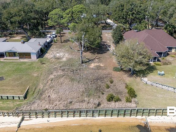 4th image of 9202 Bay View Dr