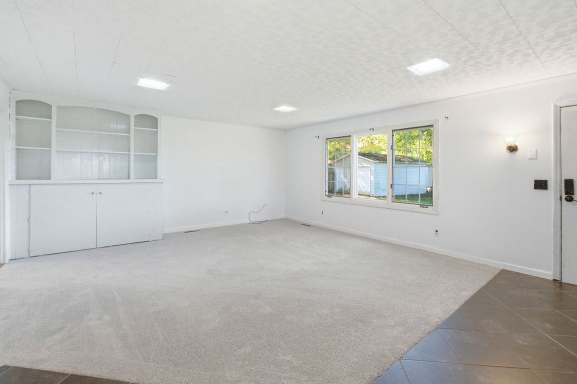 next background image