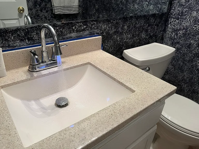 7754 Clearwater Ct — Photo 32