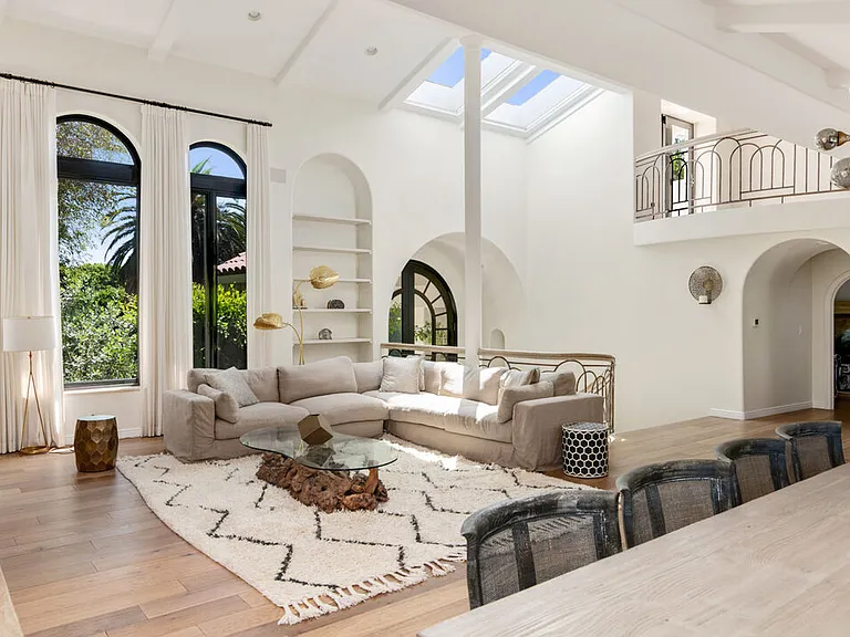 28899 Cliffside Dr — Photo 12