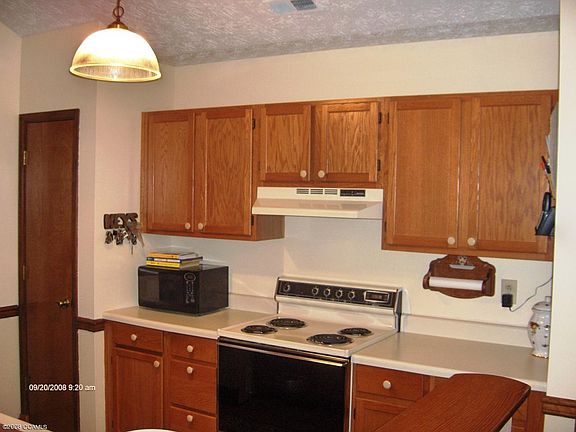 4th image of 401 COTTONWOOD Lane