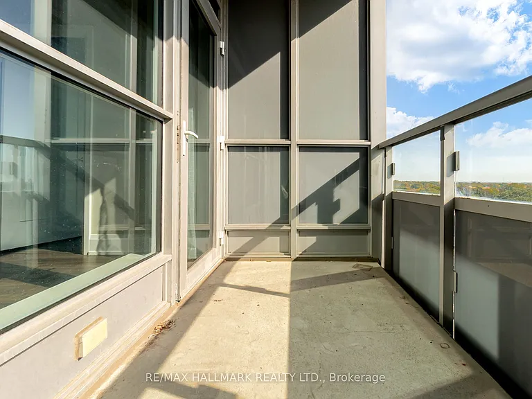 120 Harrison Garden Blvd #807 — Photo 22