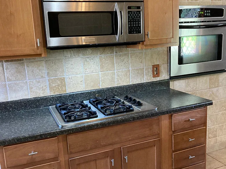 4523 Green Glen Dr — Photo 16