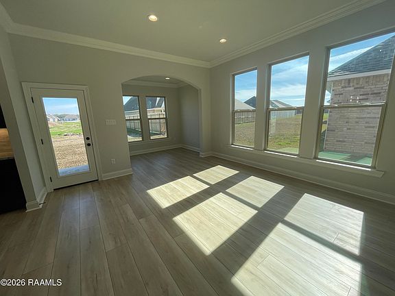 3rd image of 113 Steep Meadows Ln