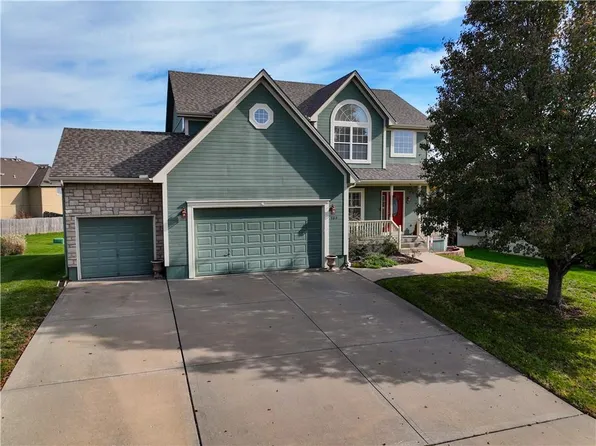 509 Eagle Glen Dr, Raymore, MO 64083