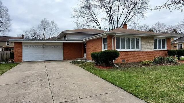115 S Donald Ave photo 1