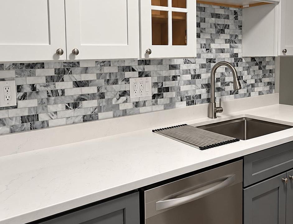 1st image of 420 Woodward Rd APT 19
