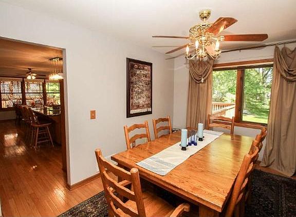 4th image of 1027 101st Ln NE