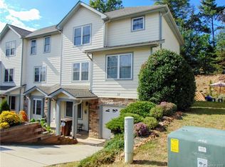 37 Aberdeen Dr #26, Arden, NC 28704