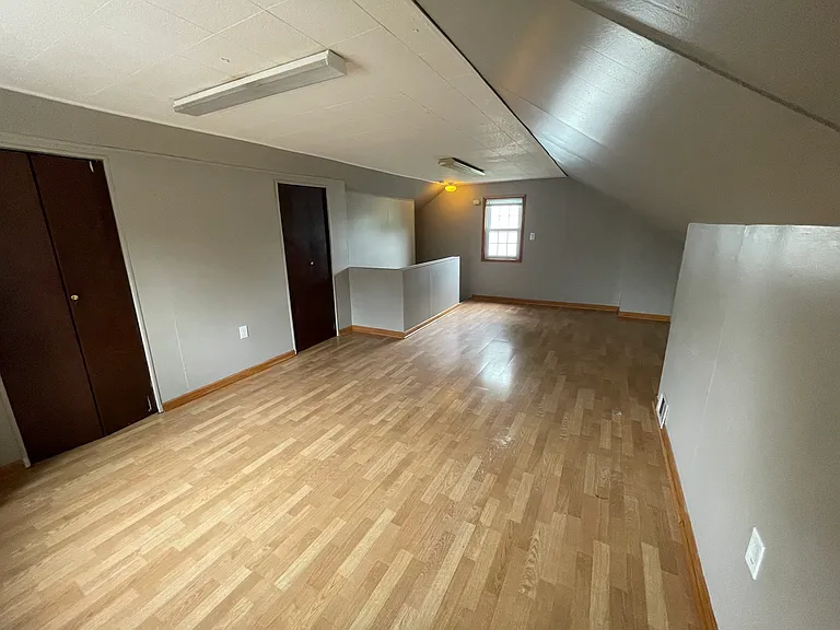 26844 La Salle St — Photo 7