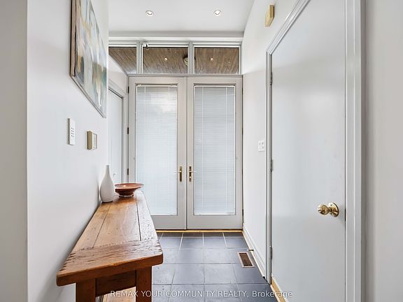 4th image of 44 Castlefield Ave