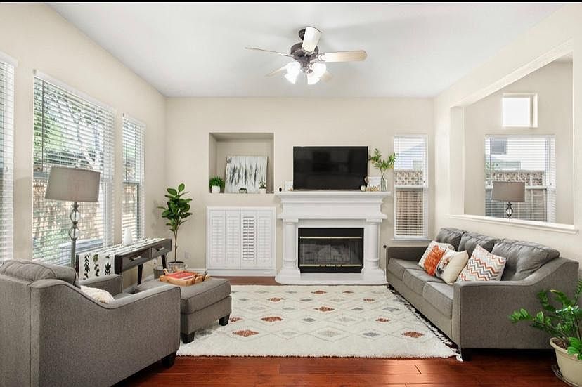 1st image of 2543 Campden Way