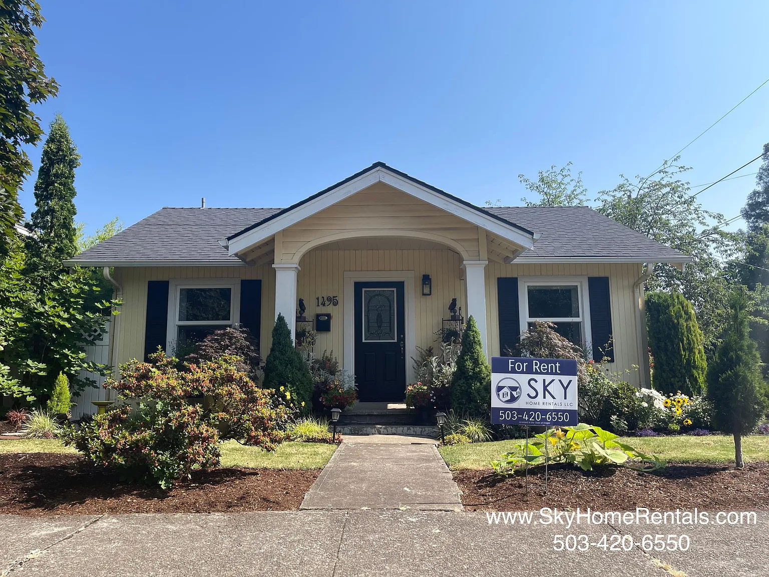 2 bed, 898 sqft, $1,850 — Photo 2