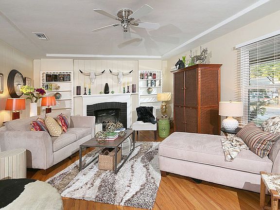 2nd image of 817 E Palm Ave