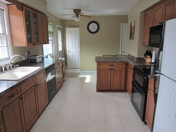 5th image of 4109 70th Ave N