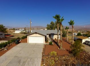749 Park River Dr, Bullhead City, AZ 86429