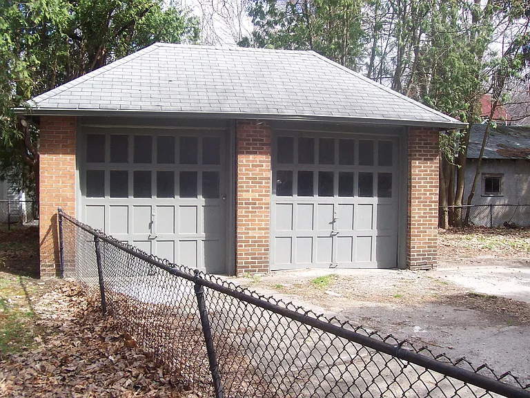 713 N Cayuga St — Photo 9