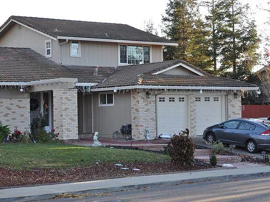 2788 Tahoe Dr photo 1