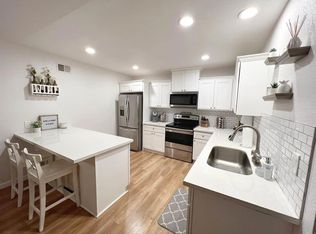 2110 Country Pl, Escondido, CA 92026