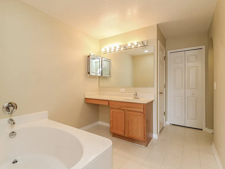 13513 Mango Bay Dr — Photo 11