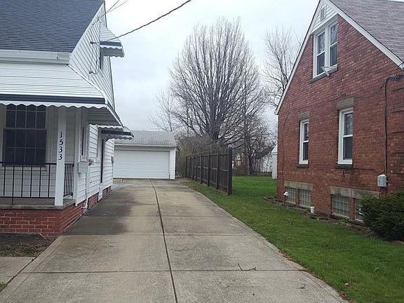 4th image of 1533 E 291st St