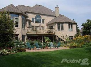 2000 Pebble View Dr, Ann Arbor, MI 48108