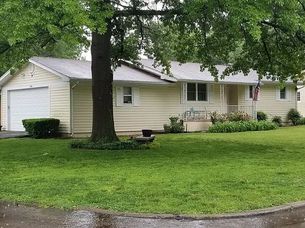 1620 Glenwood Pl, Carthage, MO 64836